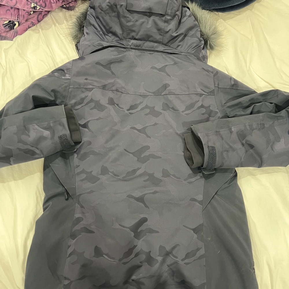 Helly Hansen Jacket - image 5